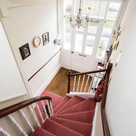 Primrose Guest House-3